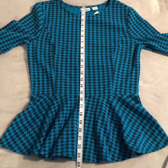 Teal houndstooth top - Picture 4 of 7